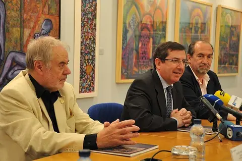 Rueda de prensa · 23 de junio de 2010